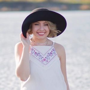 Meet your Posher, Zoie